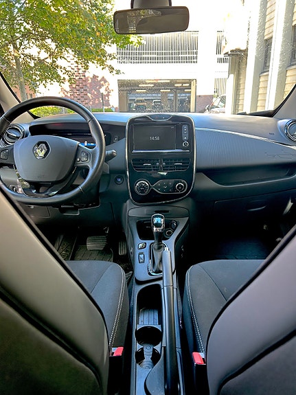 Renault Zoe 9 of 17