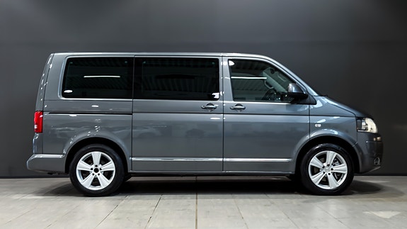 Volkswagen Multivan 6 of 30