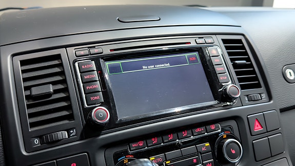 Volkswagen Multivan 24 of 30