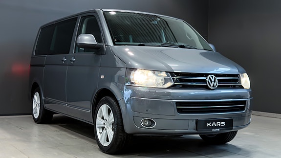 Volkswagen Multivan 9 of 30
