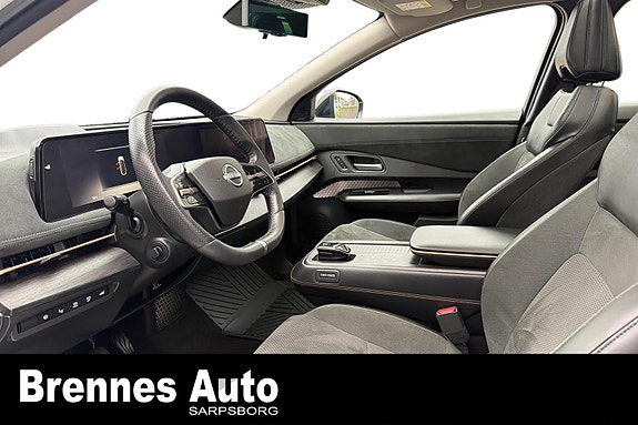 Nissan Ariya 10 of 21
