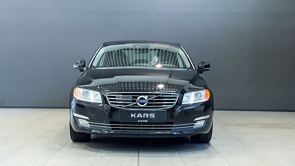 Volvo S80 8 of 30