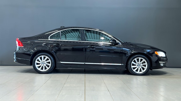 Volvo S80 6 of 30