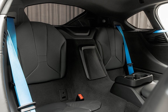 BMW i8 22 of 30