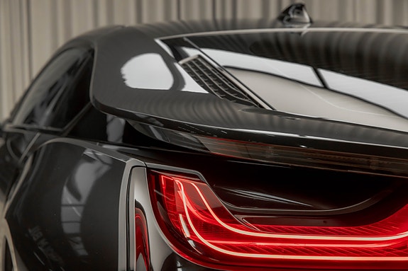 BMW i8 15 of 30