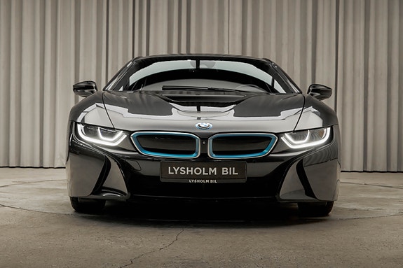 BMW i8 8 of 30