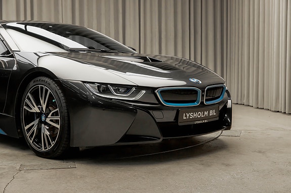 BMW i8 4 of 30