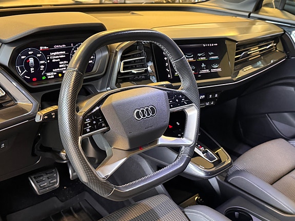 Audi Q4 e-tron 12 of 30
