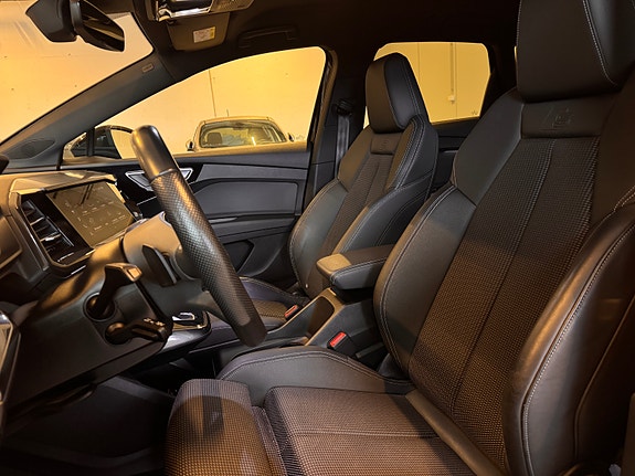 Audi Q4 e-tron 11 of 30