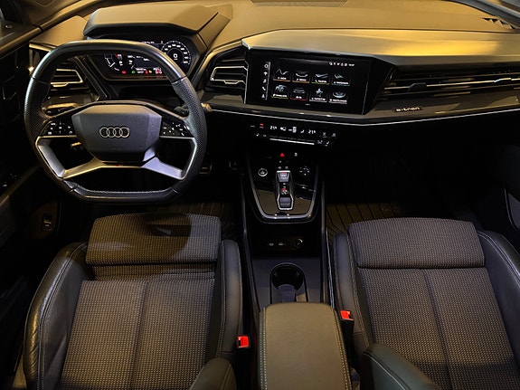 Audi Q4 e-tron 18 of 30