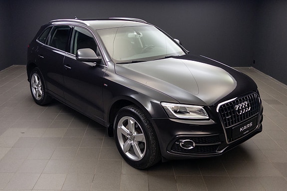 Audi Q5 2 of 30
