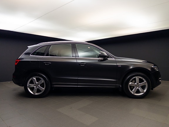 Audi Q5 4 of 30