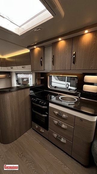 Hobby 720 KWFU Prestige 12 of 30