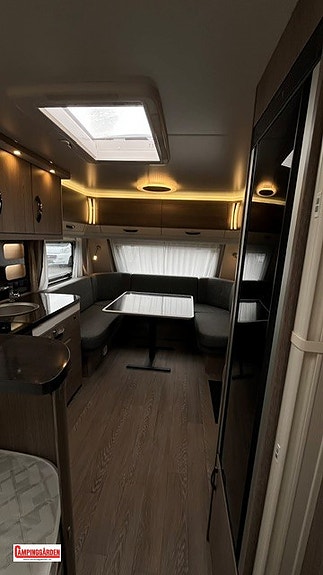 Hobby 720 KWFU Prestige 10 of 30