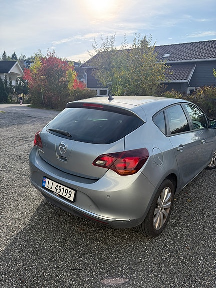 Opel Astra 6 of 11