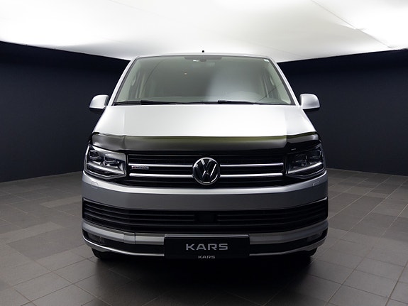 Volkswagen Caravelle 2 of 30