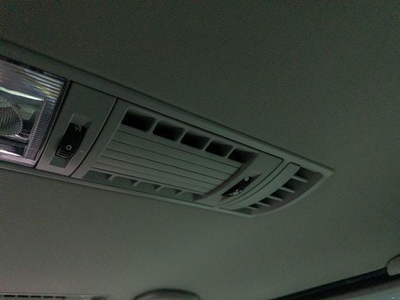 Volkswagen Caravelle 26 of 30