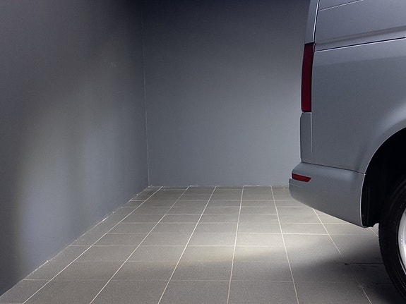Volkswagen Caravelle 19 of 30
