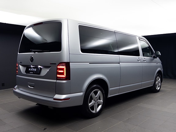 Volkswagen Caravelle 11 of 30