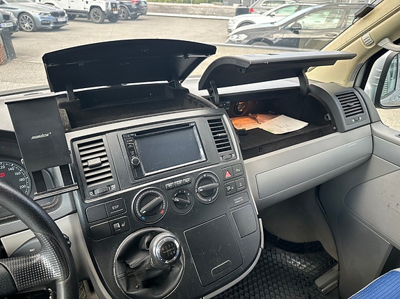 Volkswagen CALIFORNIA Camping bil 2.5TDi 174HK 4-Motion 2-Eiere *Rep.Objekt* 20 of 30
