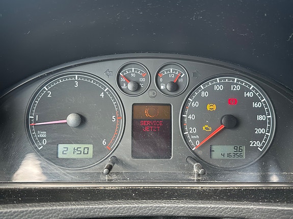 Volkswagen CALIFORNIA Camping bil 2.5TDi 174HK 4-Motion 2-Eiere *Rep.Objekt* 23 of 30