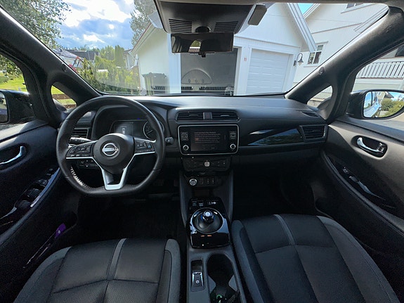 Nissan Leaf 14 of 30