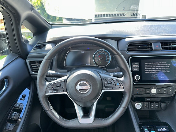 Nissan Leaf 15 of 30