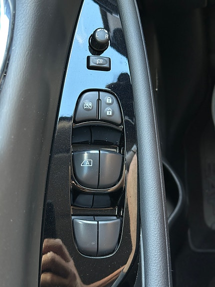 Nissan Leaf 19 of 30
