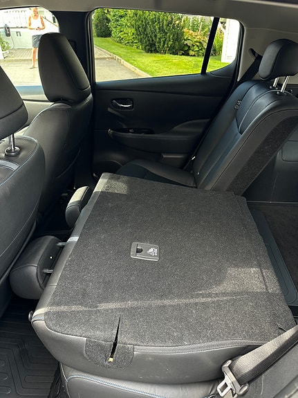 Nissan Leaf 10 of 30