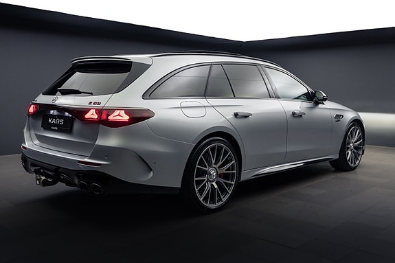 Mercedes-Benz E53 13 of 30