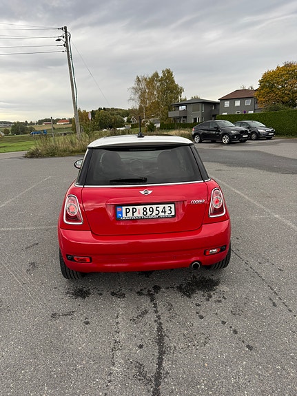 MINI Cooper 3 of 16
