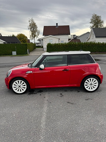 MINI Cooper 2 of 16