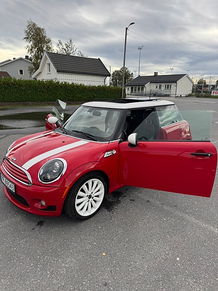 MINI Cooper 6 of 16