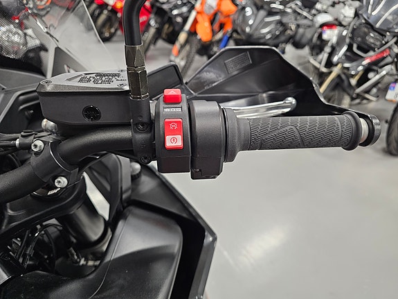 KTM 890 Adventure - Leveres med nye dekk! 11 of 11