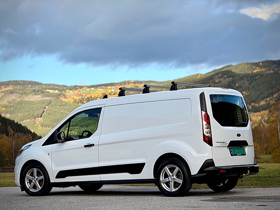 Ford Transit Connect 7 of 30