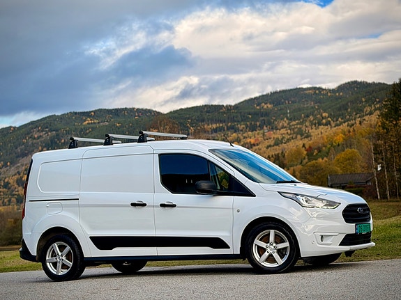 Ford Transit Connect 9 of 30