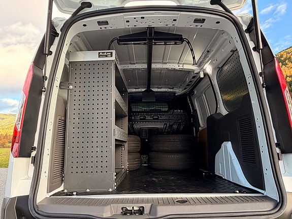 Ford Transit Connect 12 of 30