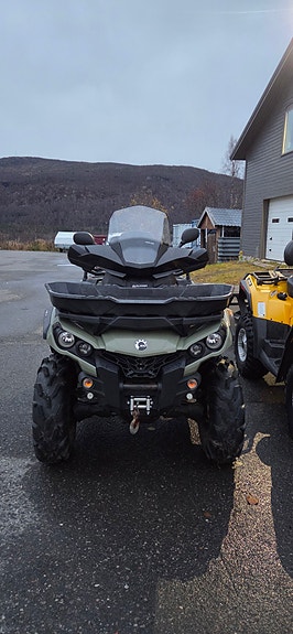 Can-Am Outlander Max Pro+ 570 T 2 of 3