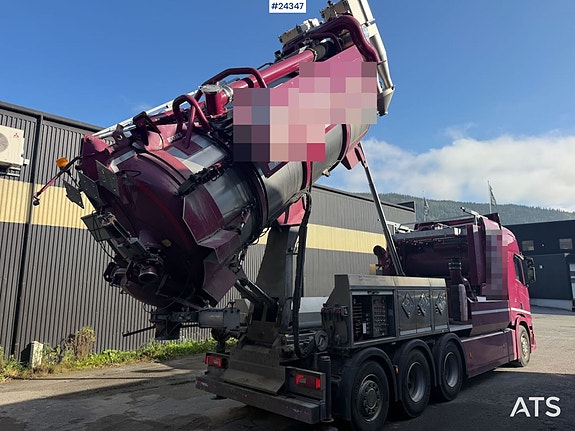 Scania R500 8x4 vakuumbil m/ Koks påbygg, blåseutstyr og 1 væskebakstusser. SE VIDEO 14 of 30