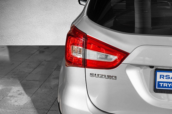 Suzuki SX4 S-Cross 8 of 22