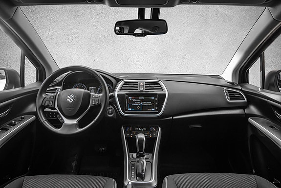 Suzuki SX4 S-Cross 10 of 22
