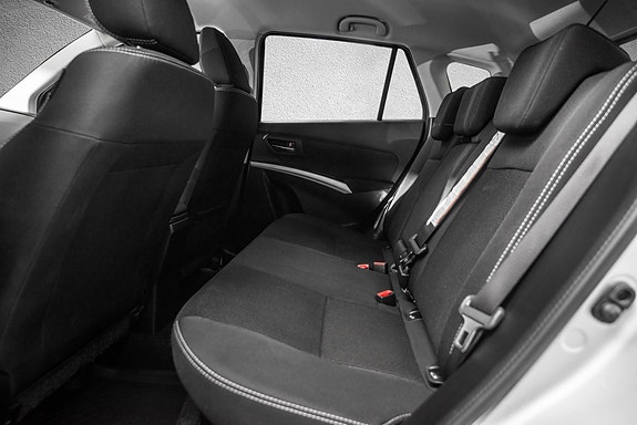 Suzuki SX4 S-Cross 12 of 22