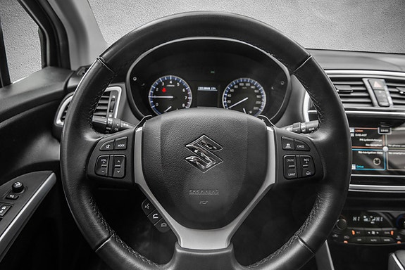 Suzuki SX4 S-Cross 17 of 22