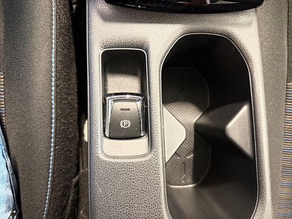 Nissan Leaf 14 of 15