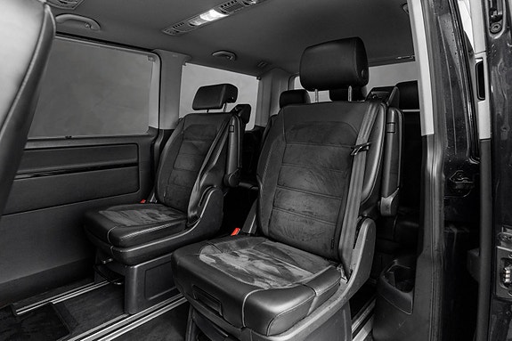 Volkswagen Multivan 21 of 24