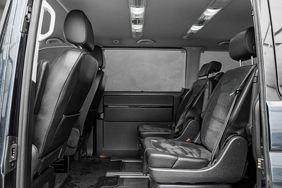 Volkswagen Multivan 22 of 24