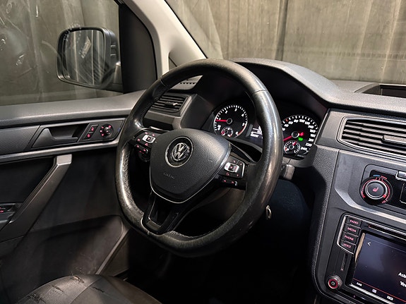 Volkswagen Caddy Maxi 17 of 30