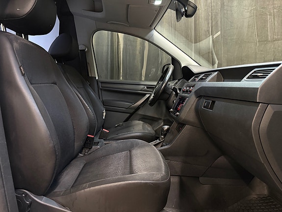 Volkswagen Caddy Maxi 14 of 30