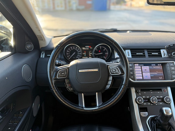 Land Rover Range Rover 15 of 23