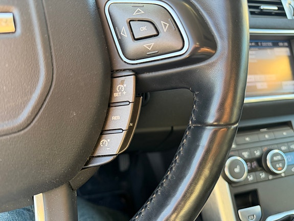 Land Rover Range Rover 16 of 23